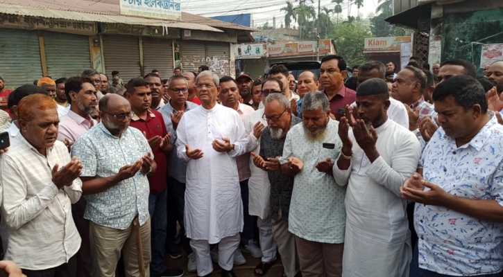 উপদেষ্টা কাকে বানাবেন, সে দায়িত্ব সম্পূর্ণ প্রধান উপদেষ্টার: ফখরুল